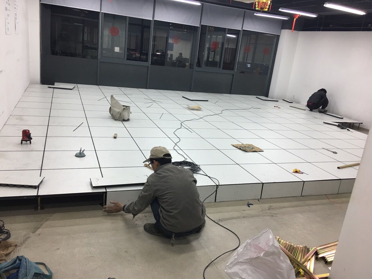 陶瓷防静电地板安装时要注意哪些问题?